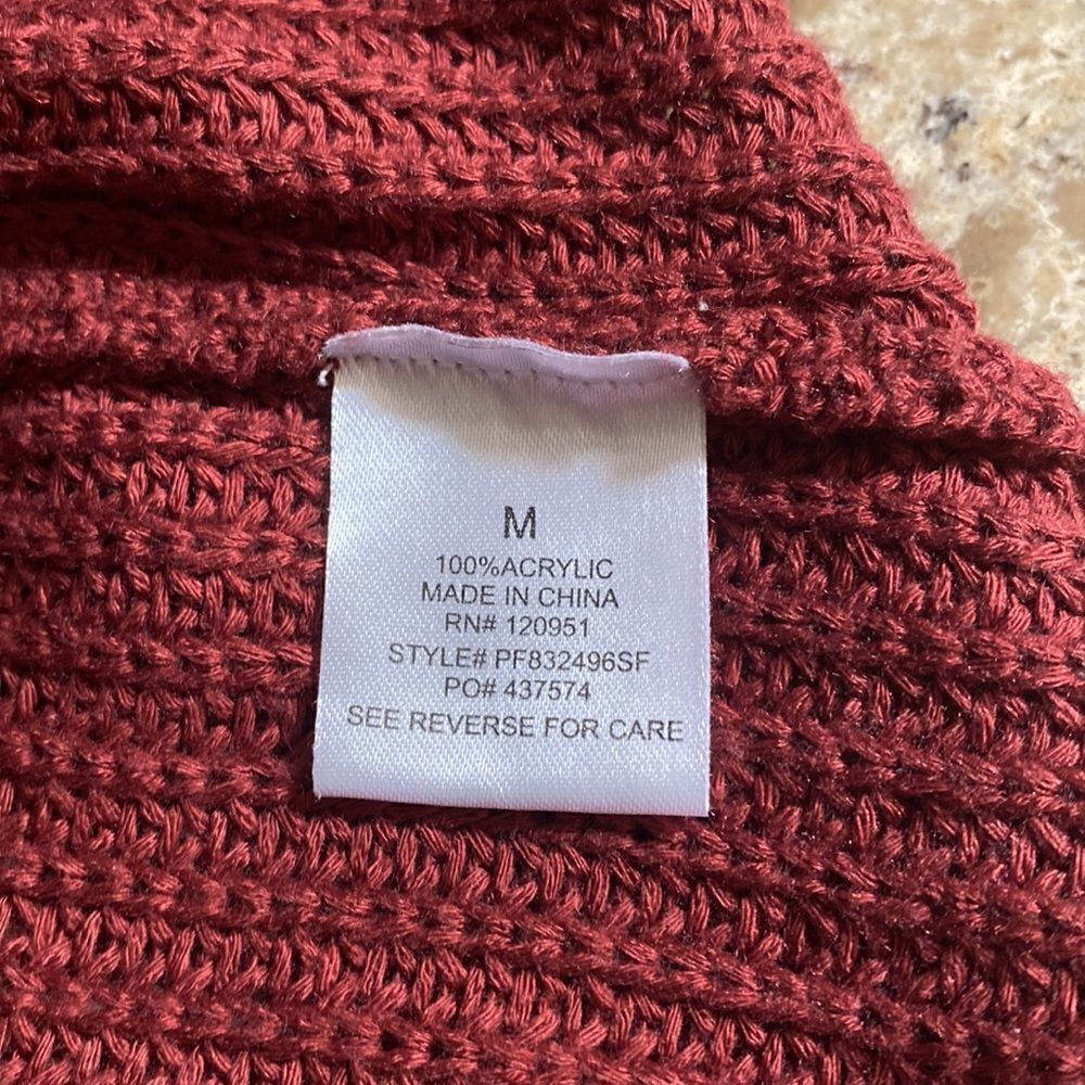 Pinque Stitch Fix Maroon Cardigan - Picture 4 of 4